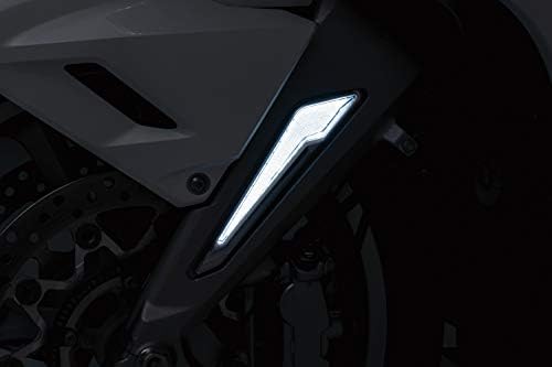 Kuryakyn 3252 Мотор Осветлување Додаток: Omni LED Работи Светлина/Претвори Сигнал Вилушка Инсерти за Хонда Голд Винг 2018-20, 1 Пар,